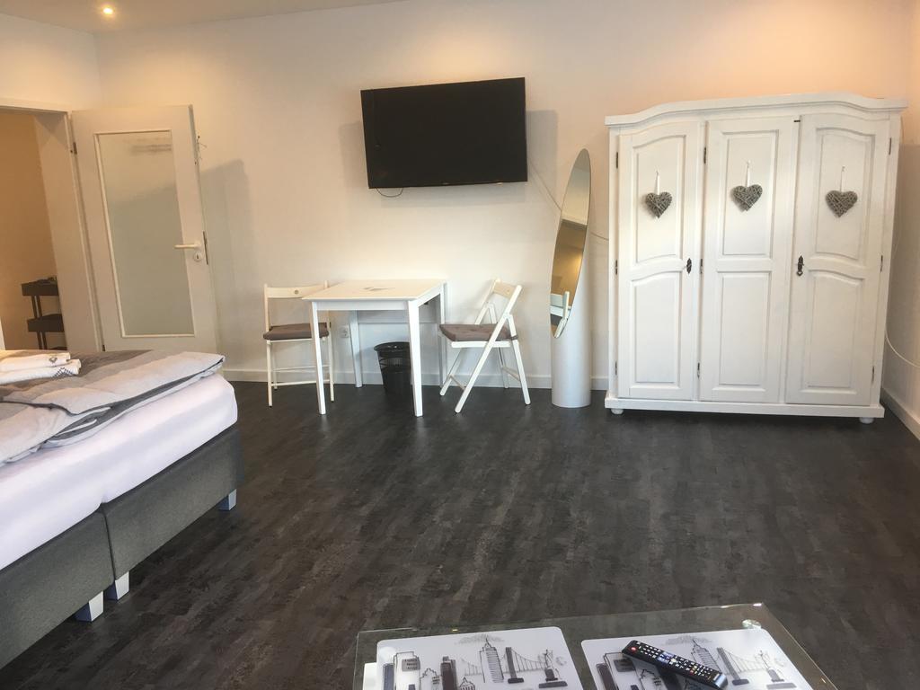 H&E Apartments Steinheim  Екстер'єр фото